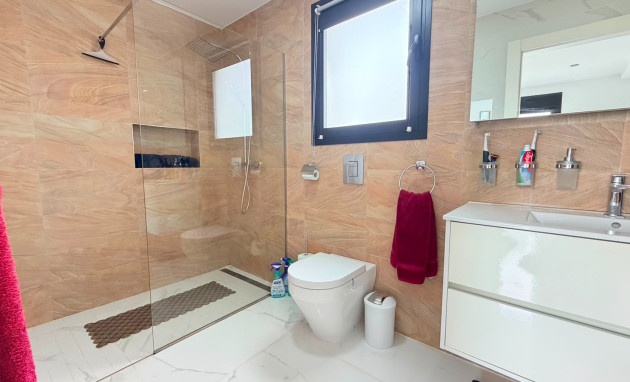 Herverkoop - Detached Villa - Los Montesinos - La Herrada