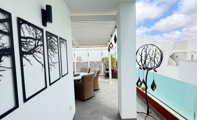 Herverkoop - Detached Villa - Los Montesinos - La Herrada