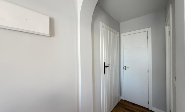 Herverkoop - Apartment - San Miguel de Salinas - 03193