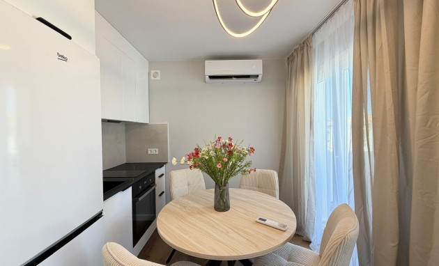 Herverkoop - Apartment - San Miguel de Salinas - 03193