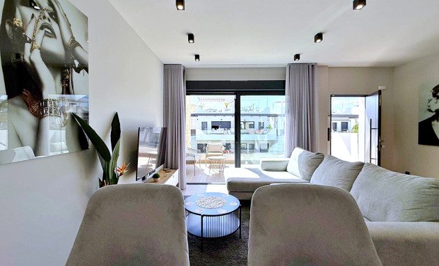 Herverkoop - Apartment - Orihuela Costa - Punta Prima