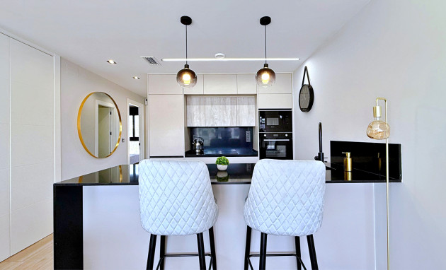 Herverkoop - Apartment - Orihuela Costa - Punta Prima