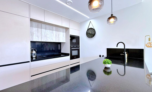 Herverkoop - Apartment - Orihuela Costa - Punta Prima