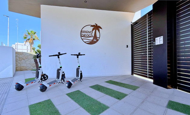 Herverkoop - Apartment - Orihuela Costa - Punta Prima