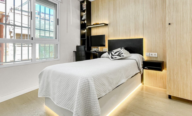 Herverkoop - Apartment - Torrevieja - Torrevieja - Centre