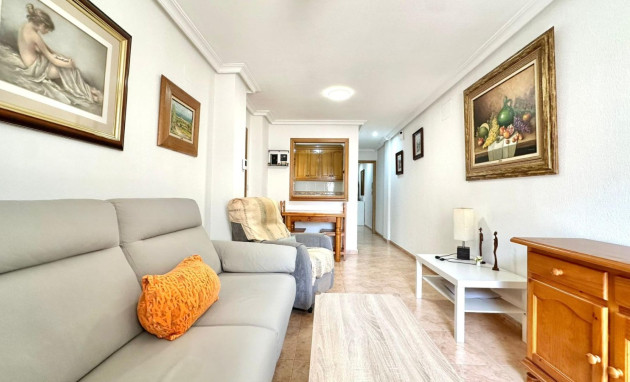 Resale - Apartment - Torrevieja - Centro