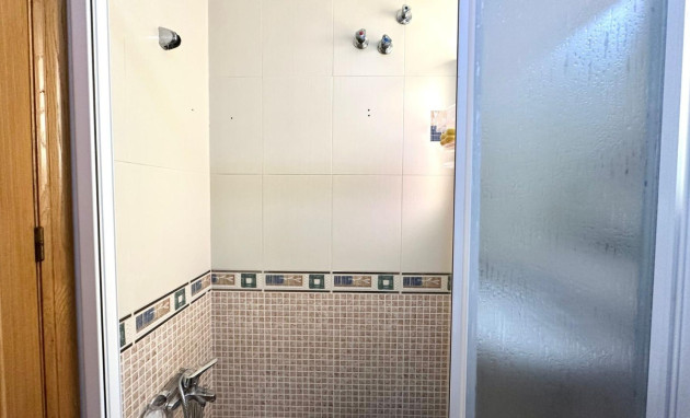 Resale - Apartment - Torrevieja - Centro
