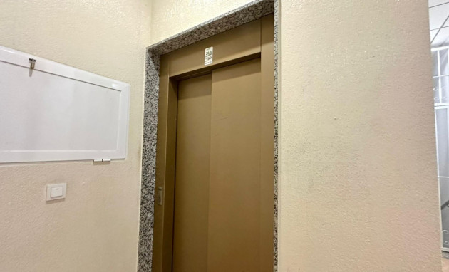 Resale - Apartment - Torrevieja - Centro
