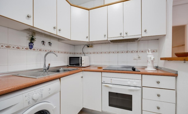 Resale - Apartment - Torrevieja - Playa de los Naufragos