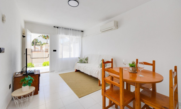 Revente - Bungalow - Rez-de-chaussée - Torrevieja - Los balcones