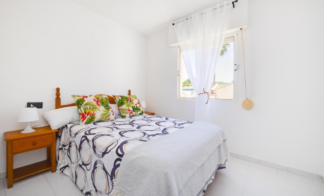 Revente - Bungalow - Rez-de-chaussée - Torrevieja - Los balcones