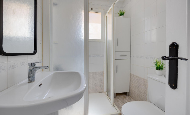 Revente - Bungalow - Rez-de-chaussée - Torrevieja - Los balcones
