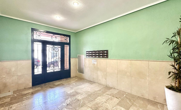 Herverkoop - Apartment - Torrevieja - torrevieja