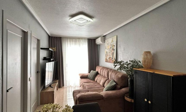 Resale - Apartment - Torrevieja - Centro