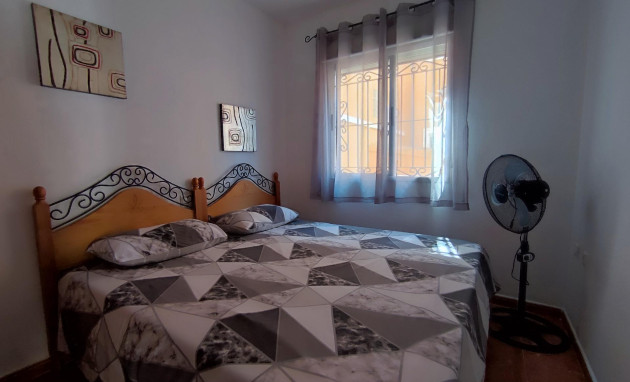 Herverkoop - Terraced house - Orihuela Costa - La Florida