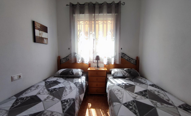 Herverkoop - Terraced house - Orihuela Costa - La Florida