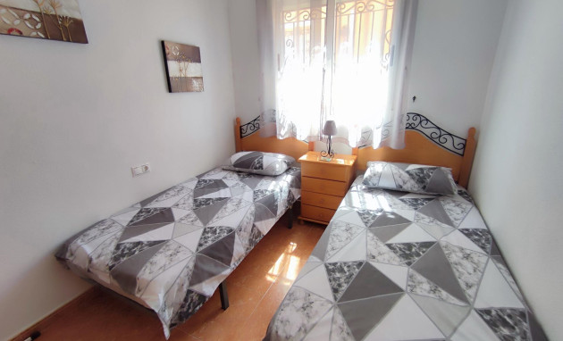 Herverkoop - Terraced house - Orihuela Costa - La Florida