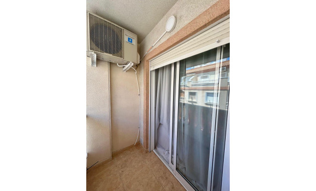 Herverkoop - Apartment - Torrevieja - Centro