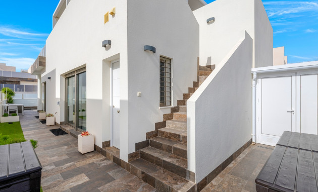Herverkoop - Villa - Orihuela Costa - Villamartín
