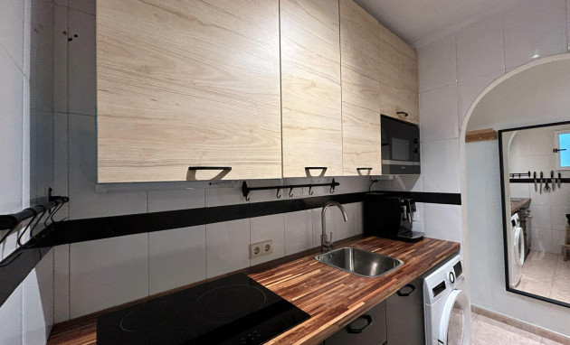 Herverkoop - Apartment - Torrevieja - Centro