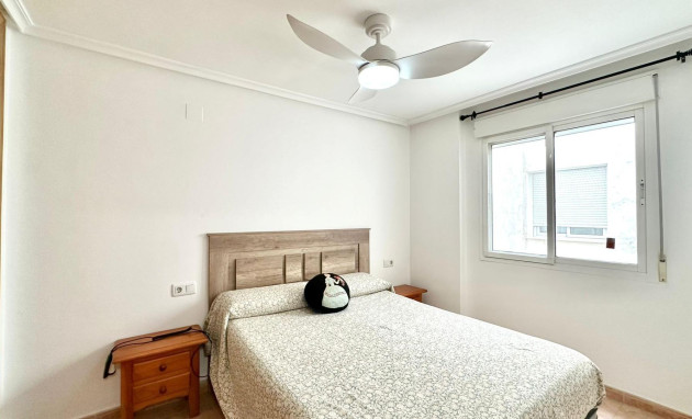 Herverkoop - Apartment - Torrevieja - Centro
