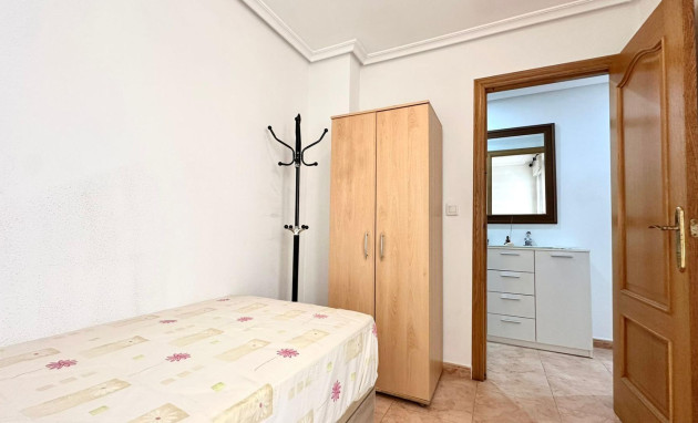 Herverkoop - Apartment - Torrevieja - Centro