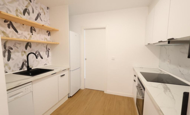 Herverkoop - Apartment - Orihuela Costa - La Zenia
