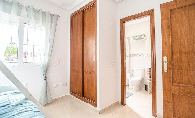 Herverkoop - Apartment - Orihuela Costa