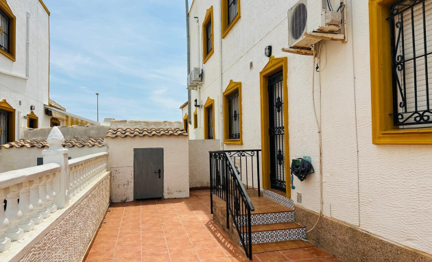 Herverkoop - Herenhuis - Orihuela - Entre Naranjos Vistabella
