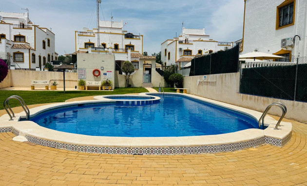 Herverkoop - Herenhuis - Orihuela - Entre Naranjos Vistabella