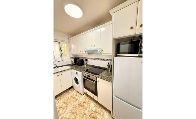 Herverkoop - Apartment - Torrevieja - Playa de los locos