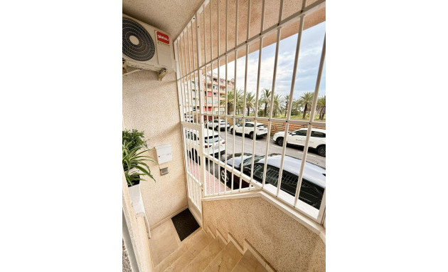 Herverkoop - Apartment - Torrevieja - Playa de los locos