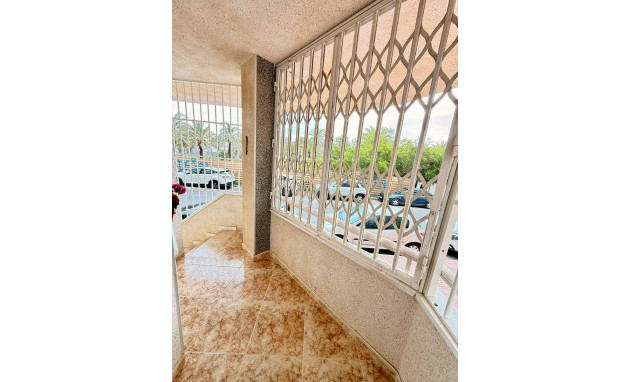 Herverkoop - Apartment - Torrevieja - Playa de los locos