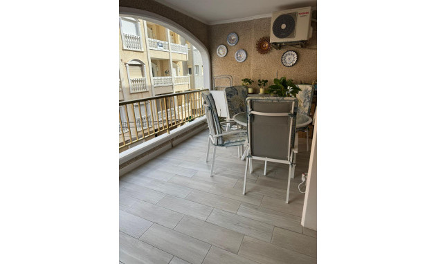 Herverkoop - Apartment - Torrevieja - Playa de los locos