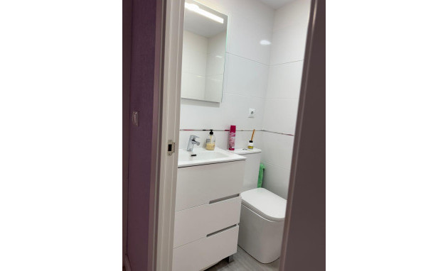 Herverkoop - Apartment - Torrevieja - Playa de los locos