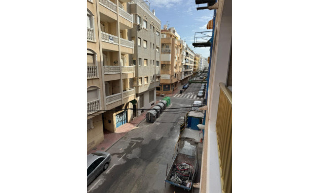 Herverkoop - Apartment - Torrevieja - Playa de los locos