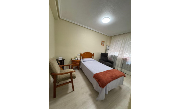 Herverkoop - Apartment - Torrevieja - Playa de los locos