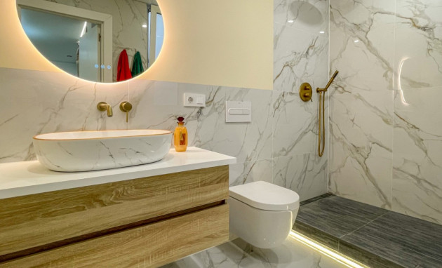 Herverkoop - Apartment - Torrevieja - Playa Acequion