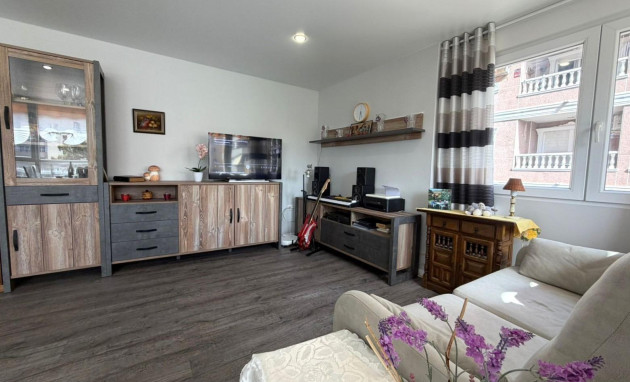 Herverkoop - Apartment - Torrevieja - Playa del cura