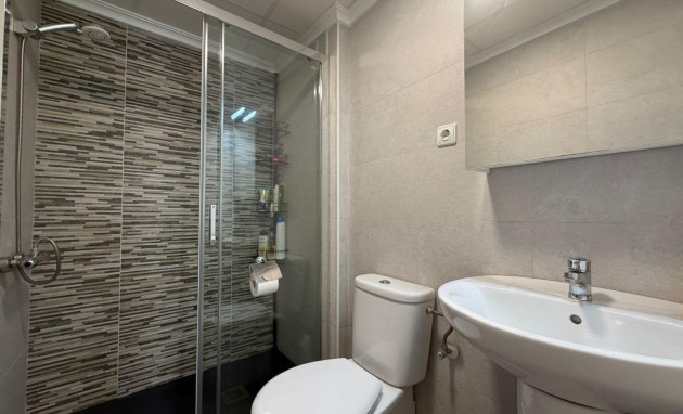 Herverkoop - Apartment - Torrevieja - Playa del cura