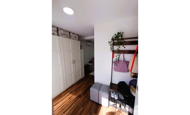 Herverkoop - Bungalow - Gelijkvloers - Torrevieja - La Siesta - El Salado - Torreta