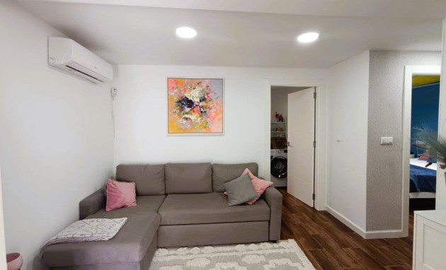 Herverkoop - Bungalow - Gelijkvloers - Torrevieja - La Siesta - El Salado - Torreta