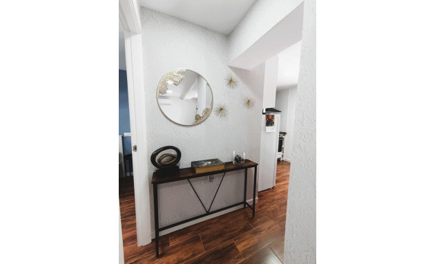 Herverkoop - Bungalow - Gelijkvloers - Torrevieja - La Siesta - El Salado - Torreta