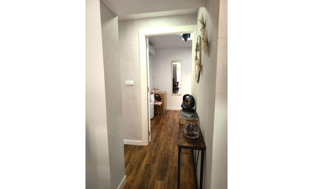 Herverkoop - Bungalow - Gelijkvloers - Torrevieja - La Siesta - El Salado - Torreta