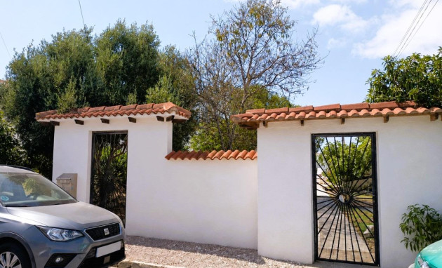 Herverkoop - Bungalow - Gelijkvloers - Torrevieja - La Siesta - El Salado - Torreta