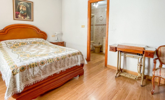 Herverkoop - Apartment - Torrevieja - Playa Acequion