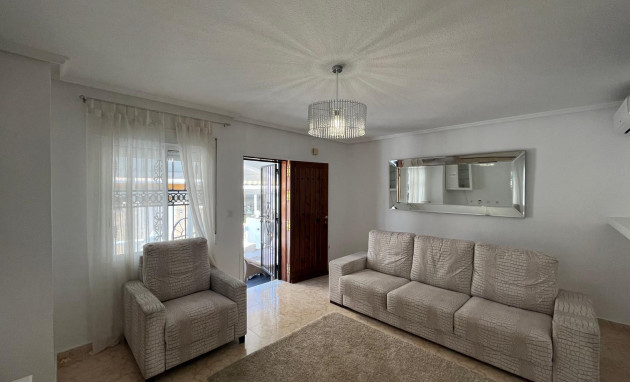 Herverkoop - Quad Villa - Orihuela Costa - Punta Prima