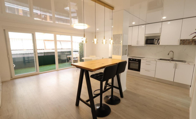 Herverkoop - Apartment - Torrevieja - Acequion