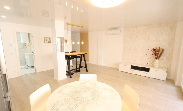 Herverkoop - Apartment - Torrevieja - Acequion