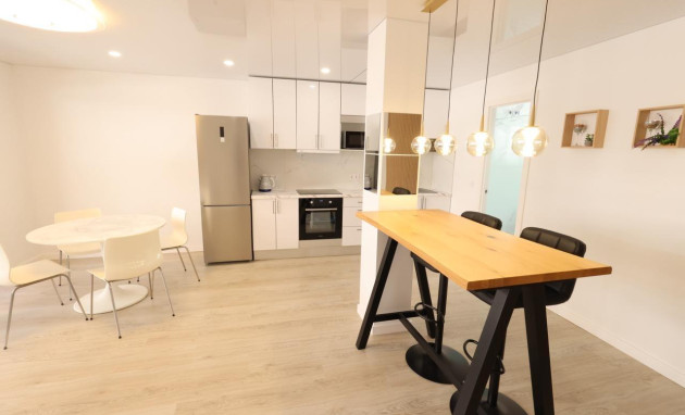Herverkoop - Apartment - Torrevieja - Acequion